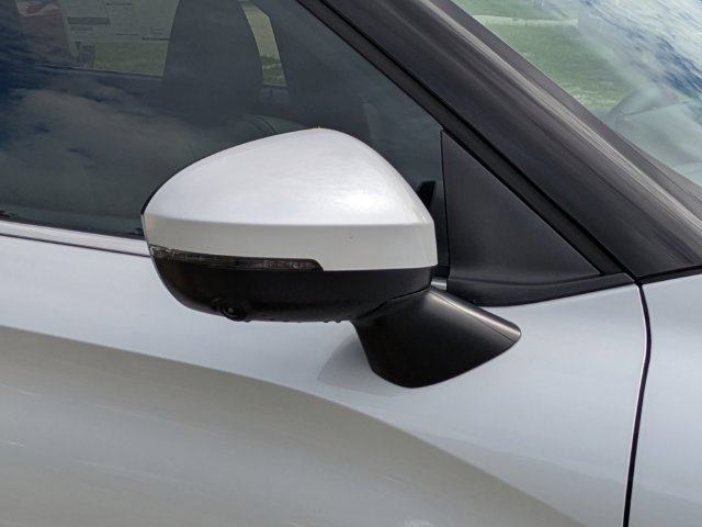 New 2026 Mitsubishi Outlander SE FWD image 12