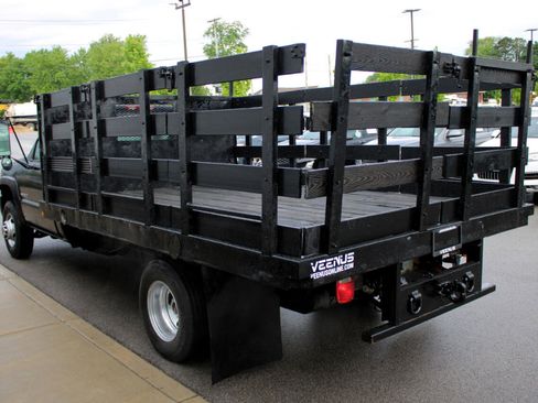 Used 2003 GMC Sierra 3500 2WD image 4