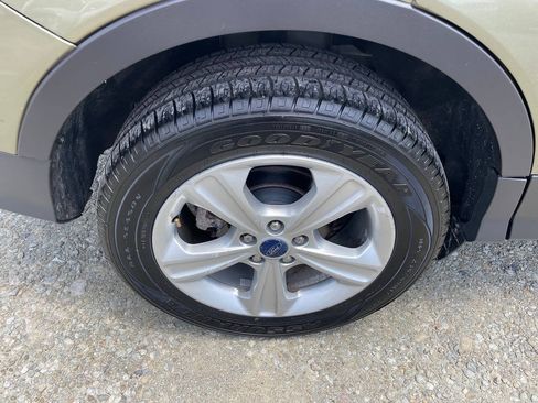 Used 2013 Ford Escape SE AWD/4WD image 30
