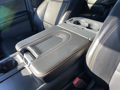 Used 2025 Ford Expedition Tremor image 35