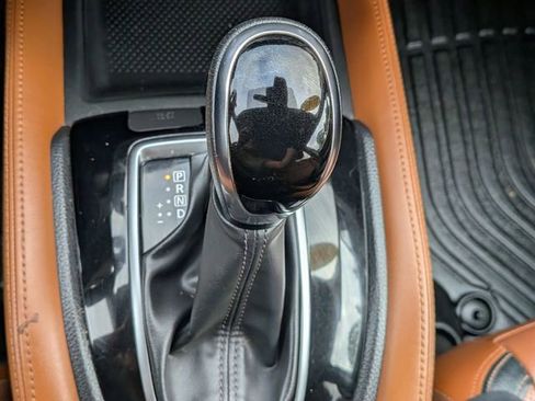 Used 2017 Nissan Rogue SL w/ SL Premium Package image 29