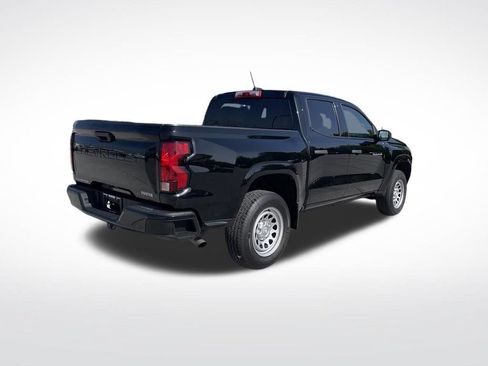 Used 2023 Chevrolet Colorado W/T RWD image 5