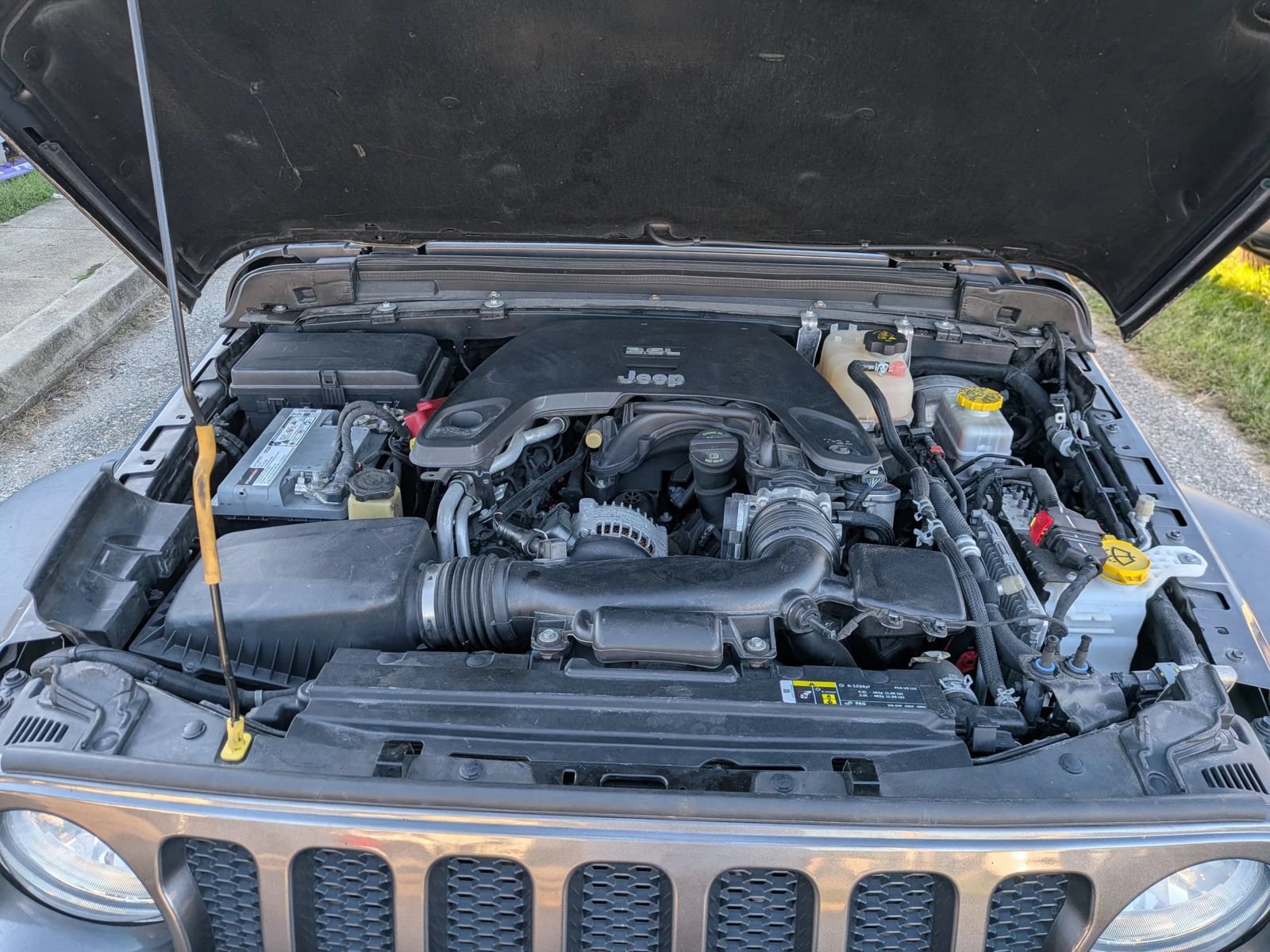 Used 2018 Jeep Wrangler Unlimited Sport S AWD/4WD image 15