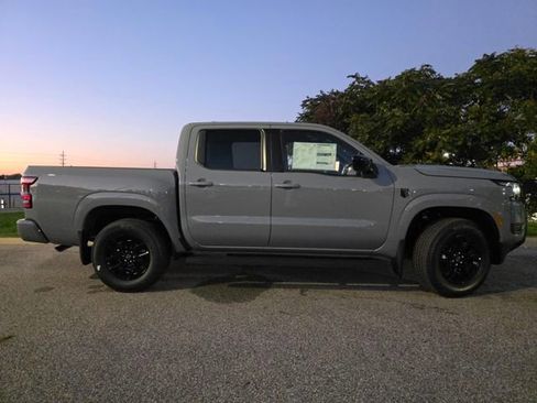 New 2026 Nissan Frontier SV image 22