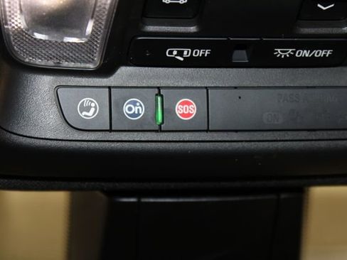 Used 2023 Cadillac XT6 Sport image 32