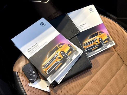Used 2020 Volkswagen Atlas Cross Sport SEL Premium R-Line AWD/4WD image 29