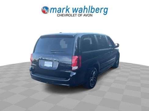 Used 2016 Dodge Grand Caravan SE FWD image 7