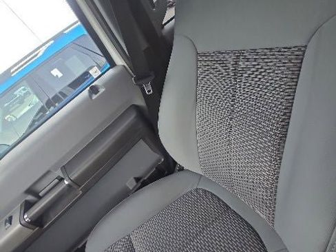 Used 2015 Ford F250 XLT w/ XLT Premium Package AWD/4WD image 15