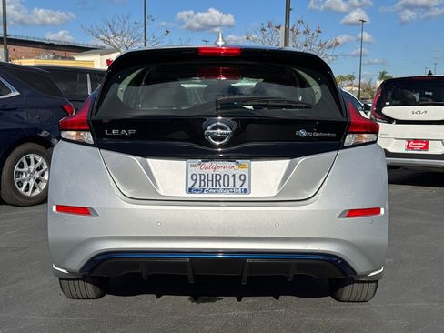 Used 2022 Nissan Leaf S image 10