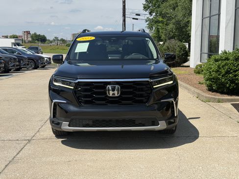 Used 2023 Honda Pilot Elite image 18