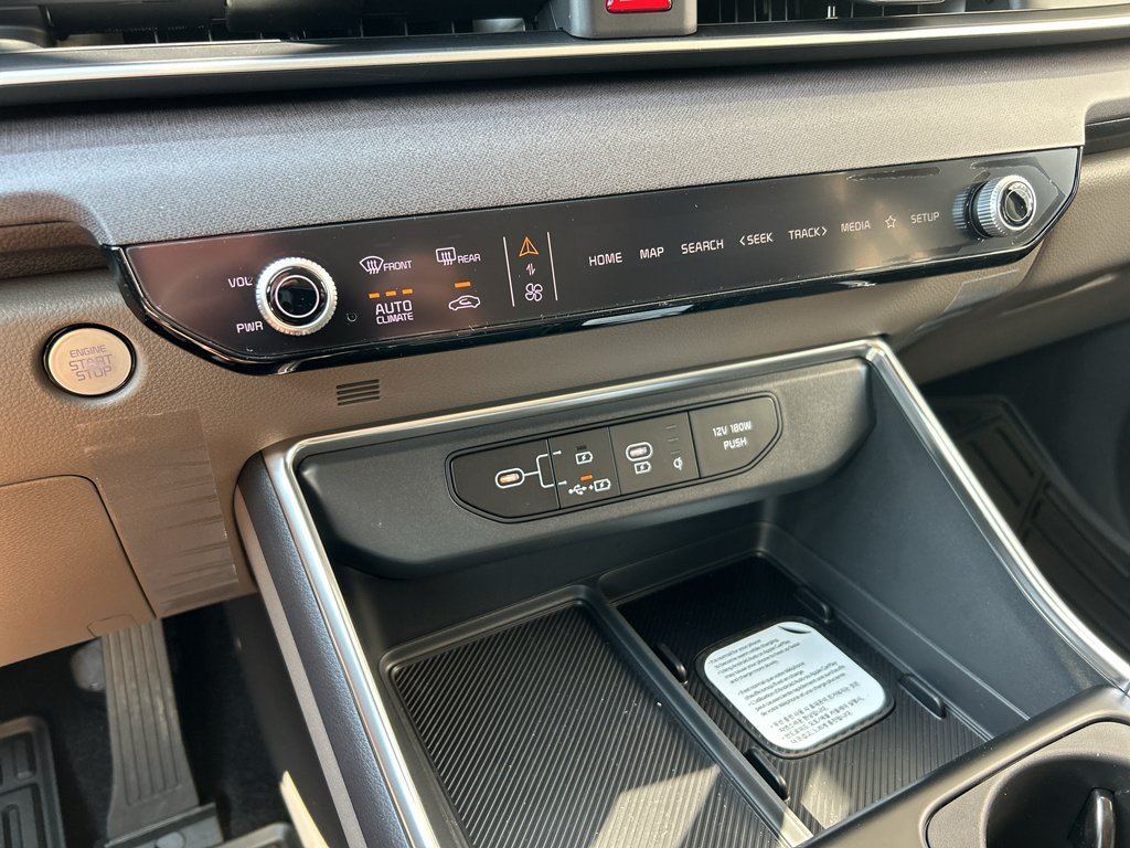 New 2026 Kia Carnival EX FWD image 22