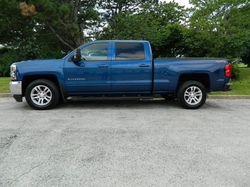 Used 2017 Chevrolet Silverado 1500 LT w/ All Star Edition AWD/4WD image 4