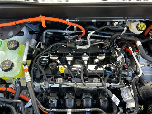 New 2026 Ford Maverick XLT FWD image 22