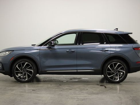 Used 2024 Lincoln Corsair Reserve w/ Equipment Group 201A image 5