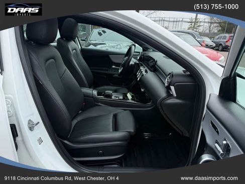 Used 2019 Mercedes-Benz A 220 4MATIC w/ Premium Package image 31