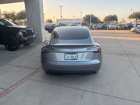 Used 2025 Tesla Model 3 Long Range image 4