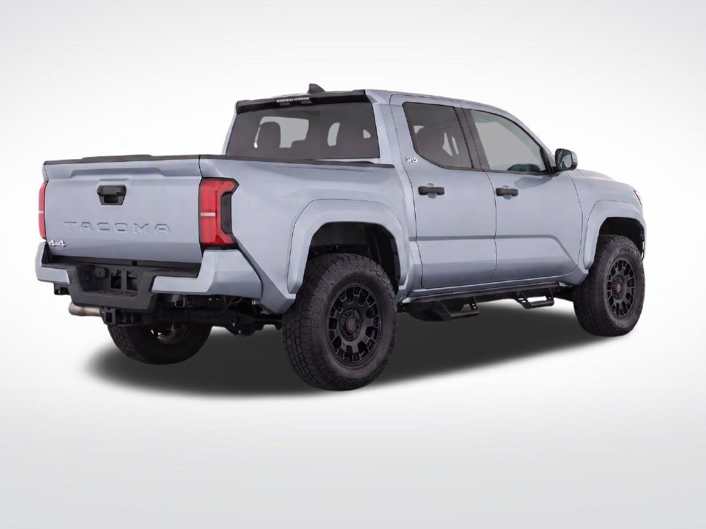 Used 2026 Toyota Tacoma SR5 AWD/4WD image 3