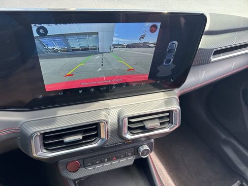 Used 2025 Ford Mustang Premium image 19