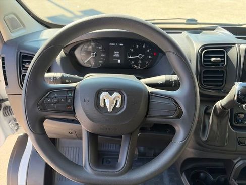 Used 2024 RAM ProMaster 2500 image 33