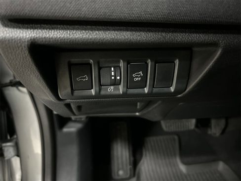 Certified 2025 Subaru Outback Premium image 17