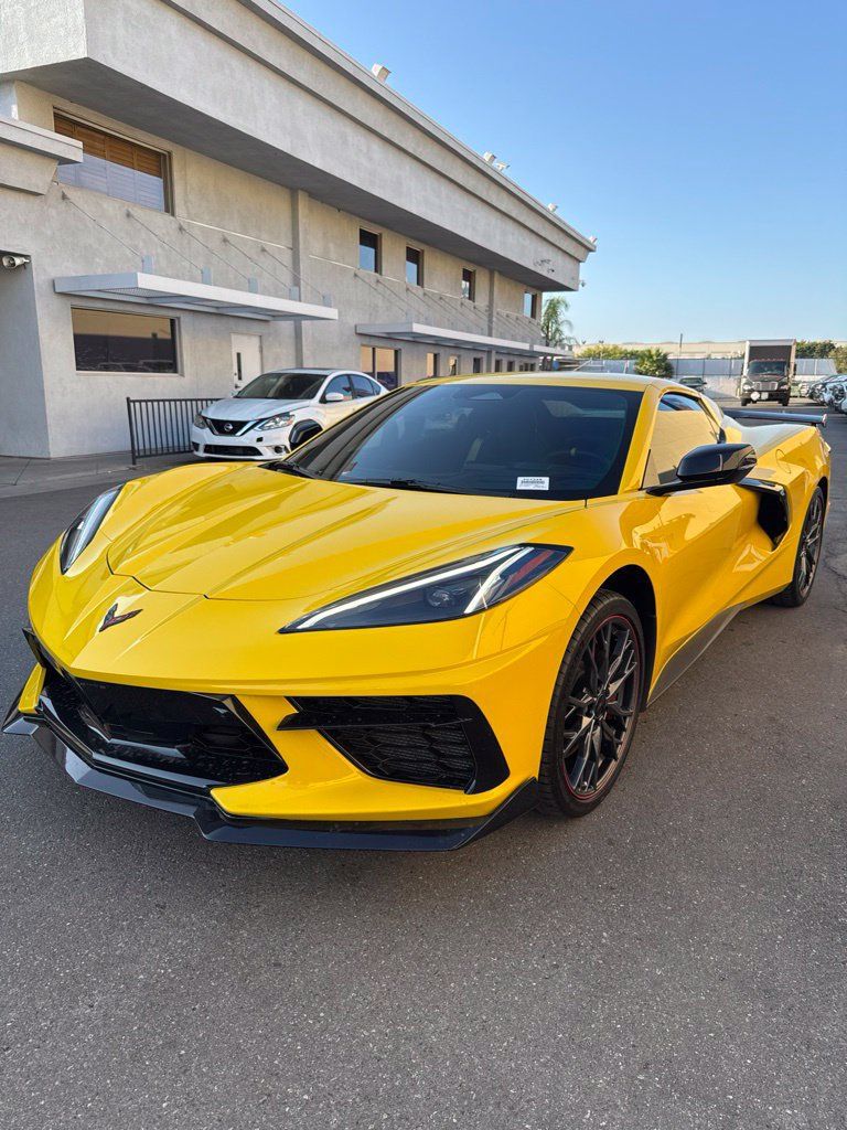 Used 2026 Chevrolet Corvette Stingray Premium Conv w/ Z51 Performance Package RWD image 1
