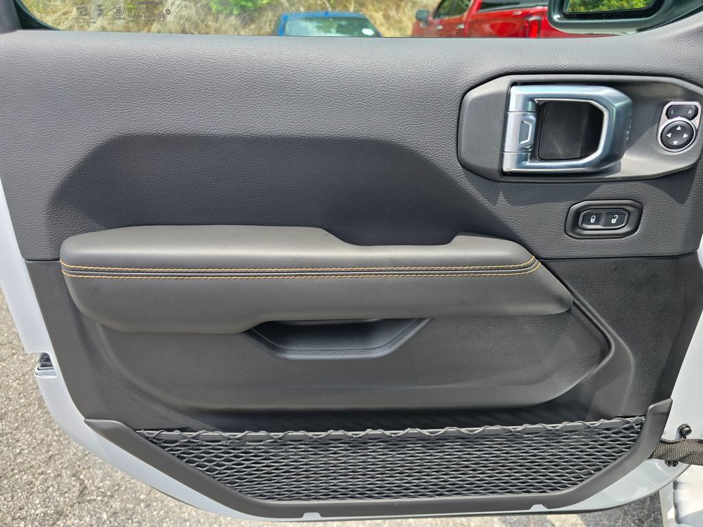 New 2026 Jeep Gladiator Sport AWD/4WD image 35