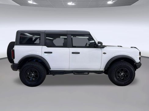 Certified 2023 Ford Bronco Wildtrak AWD/4WD image 8