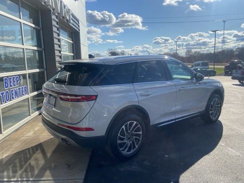 Used 2022 Lincoln Corsair AWD w/ Equipment Group 101A image 3