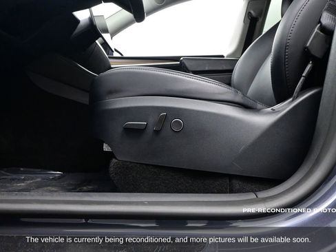 Used 2023 Tesla Model Y 2WD image 15