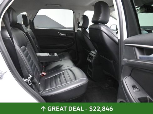 Used 2024 Ford Edge SEL image 25