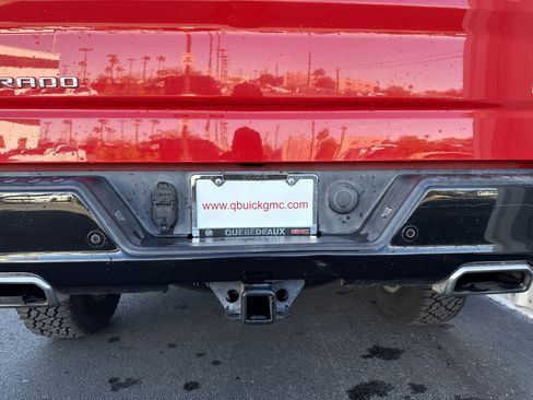 Used 2021 Chevrolet Silverado 1500 LT Trail Boss w/ Convenience Package II image 6