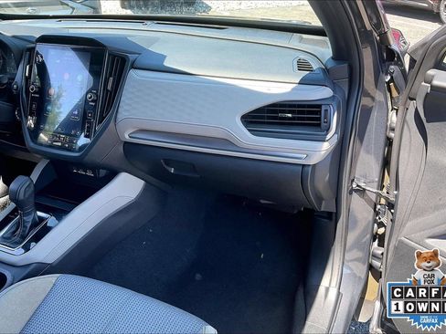Certified 2025 Subaru Forester Premium AWD/4WD image 18