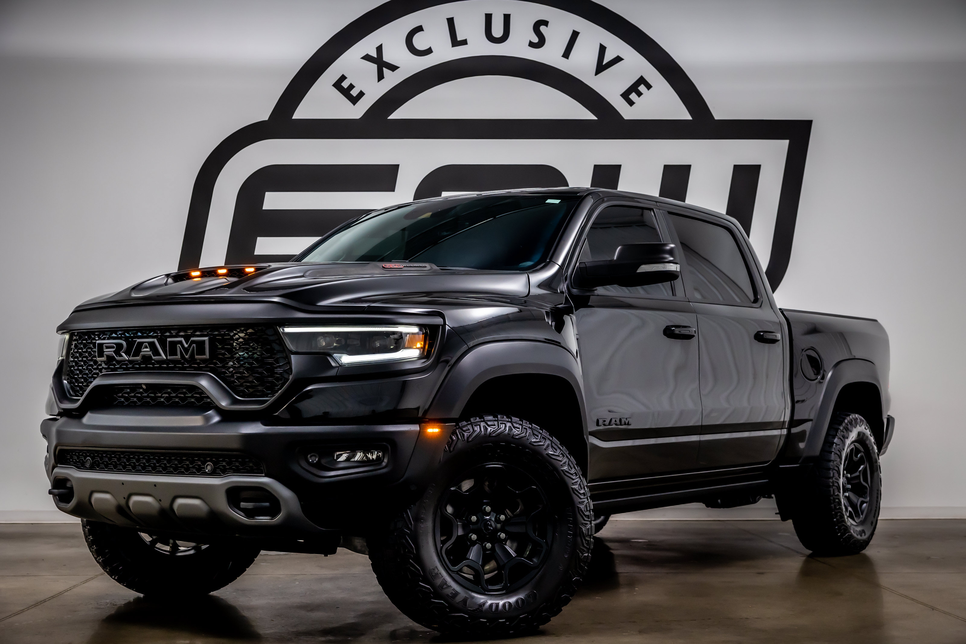 Used 2021 RAM 1500 TRX w/ TRX Level 2 Equipment Group AWD/4WD image 1