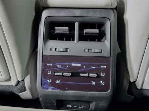 Certified 2025 Porsche Macan 4S Electric image 25