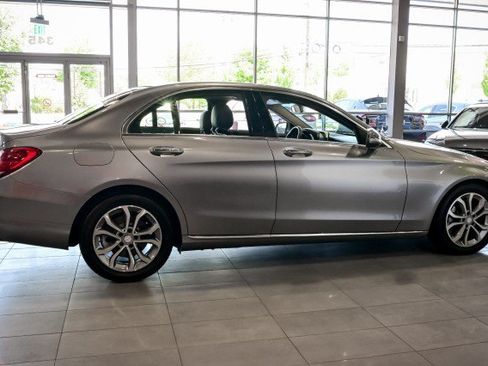 Used 2015 Mercedes-Benz C 300 4MATIC Sedan image 4