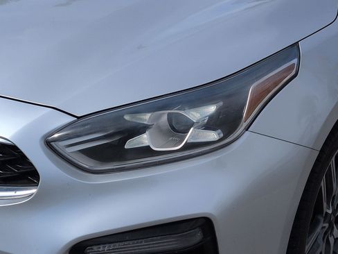 Used 2019 Kia Forte S w/ S Premium Package image 6