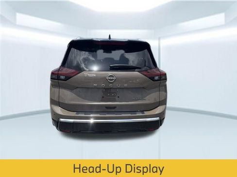Used 2024 Nissan Rogue Platinum w/ Platinum Premium Package FWD image 8