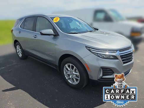 Used 2024 Chevrolet Equinox LT AWD/4WD image 2