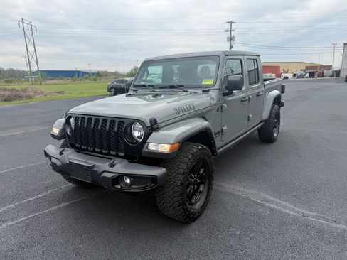 Used 2021 Jeep Gladiator Sport image 51