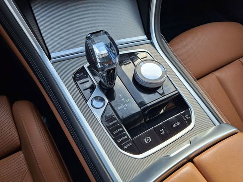 Used 2022 BMW 840i Convertible image 13