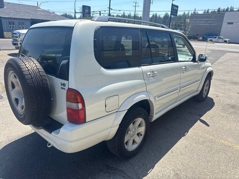 Used 2002 Suzuki XL7 4WD image 8