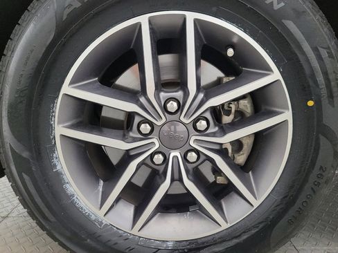 Used 2022 Jeep Grand Cherokee Limited RWD image 31