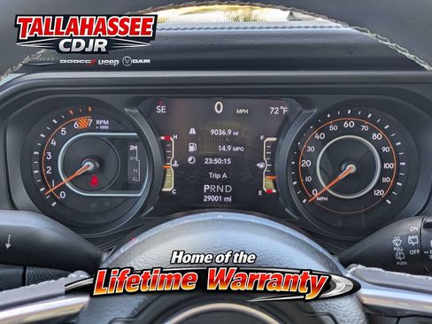 Used 2025 Jeep Wrangler Unlimited Sahara AWD/4WD image 29
