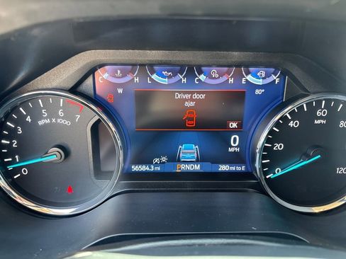 Used 2024 Ford Expedition Max XLT image 16