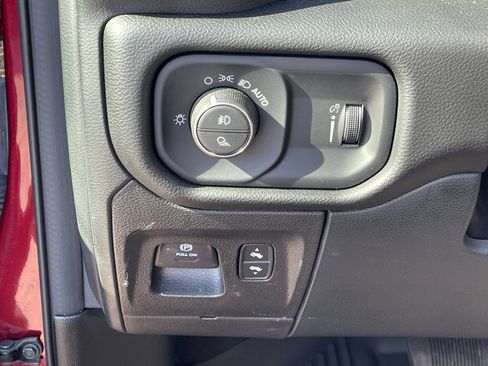 Used 2022 RAM 1500 Big Horn image 30