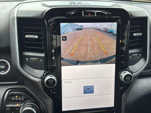 Used 2023 RAM 1500 Big Horn image 15