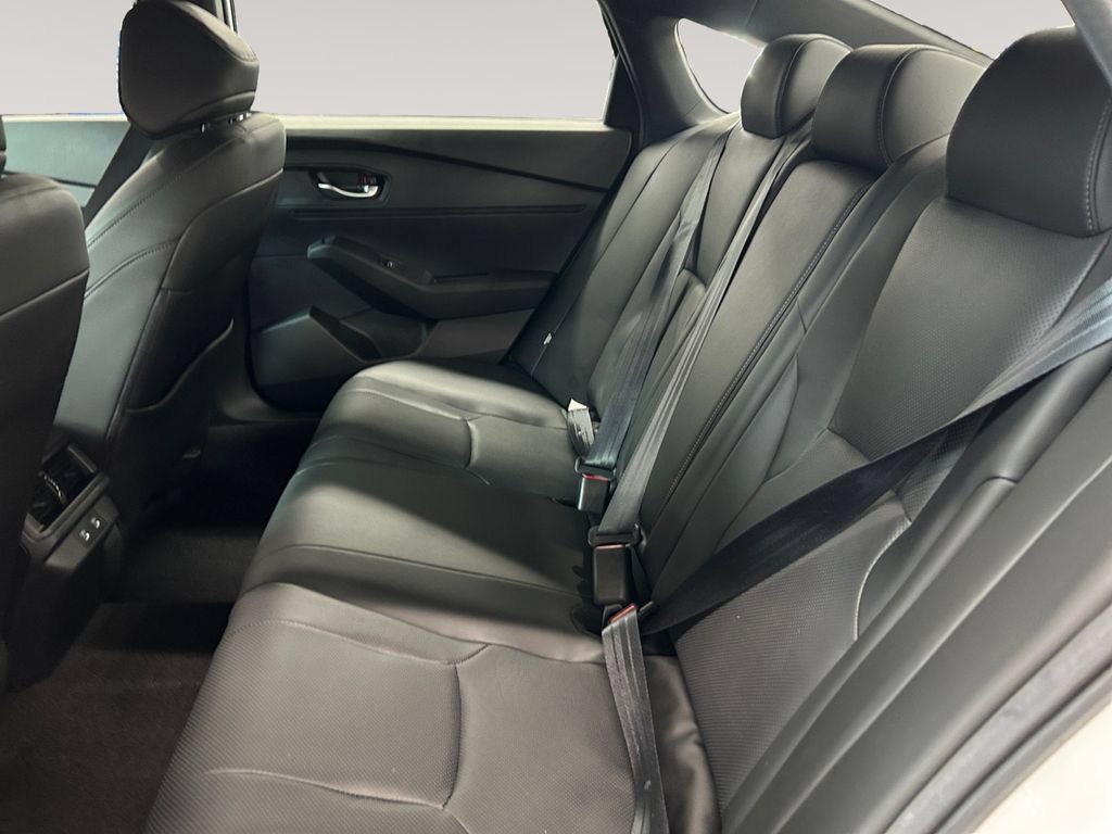 Used 2025 Honda Accord Sport image 13