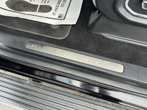 Used 2021 Ford Expedition Max Platinum image 30