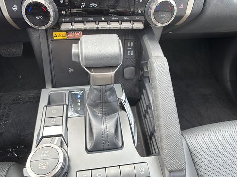 New 2026 Toyota Tacoma Limited AWD/4WD image 27