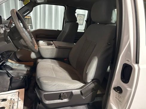 Used 2015 Ford F250 XL w/ XL Value Package AWD/4WD image 5